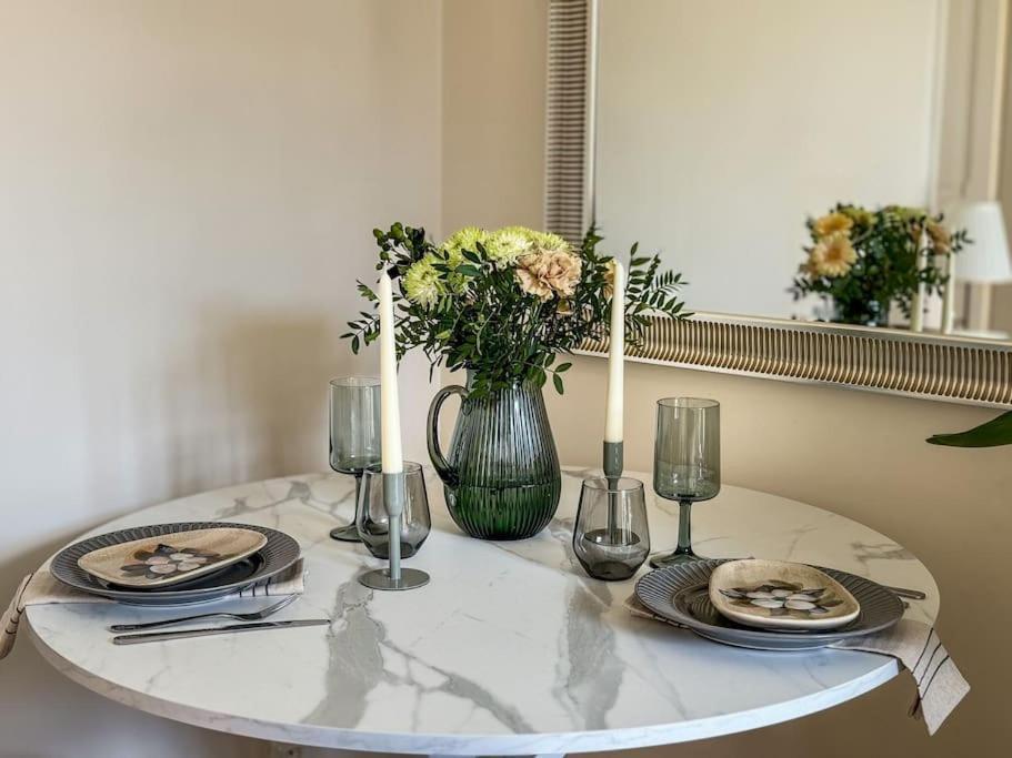 Chic Entre Histoire Et Modernite Appartement *